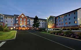 Southington Homewood Suites 3*